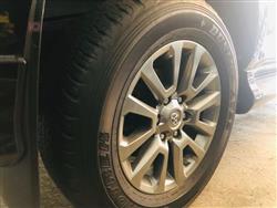 تۆیۆتا لاندكروزر پرادۆ